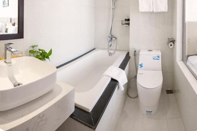 Phòng Deluxe Double With Bathtub - City view